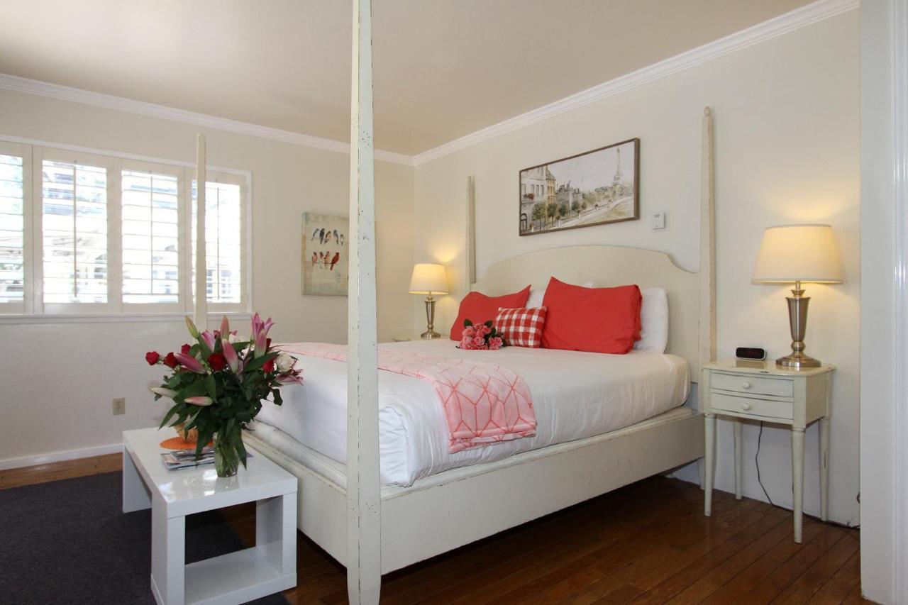 Lamp Lighter Inn And Sunset Suites Carmel-by-the-Sea Esterno foto